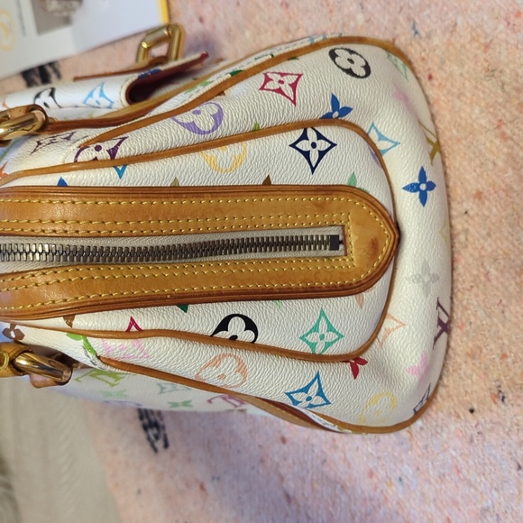 Louis Vuitton Murakami Priscilla 🔥 - Picture 4 of 8